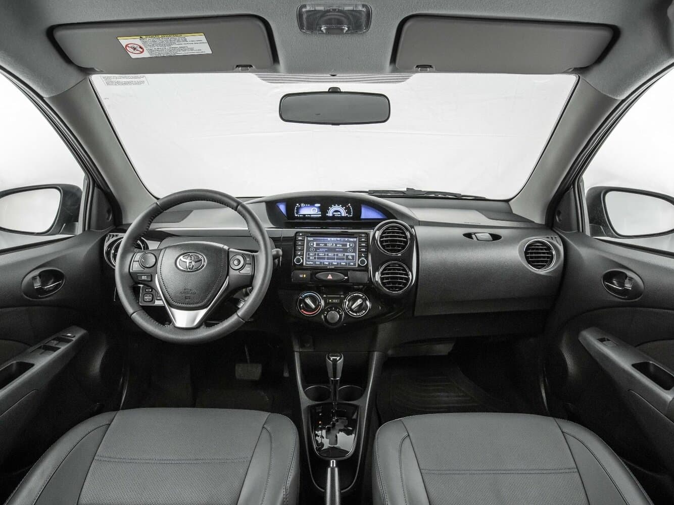 Toyota Etios I Рестайлинг Седан, фото 5