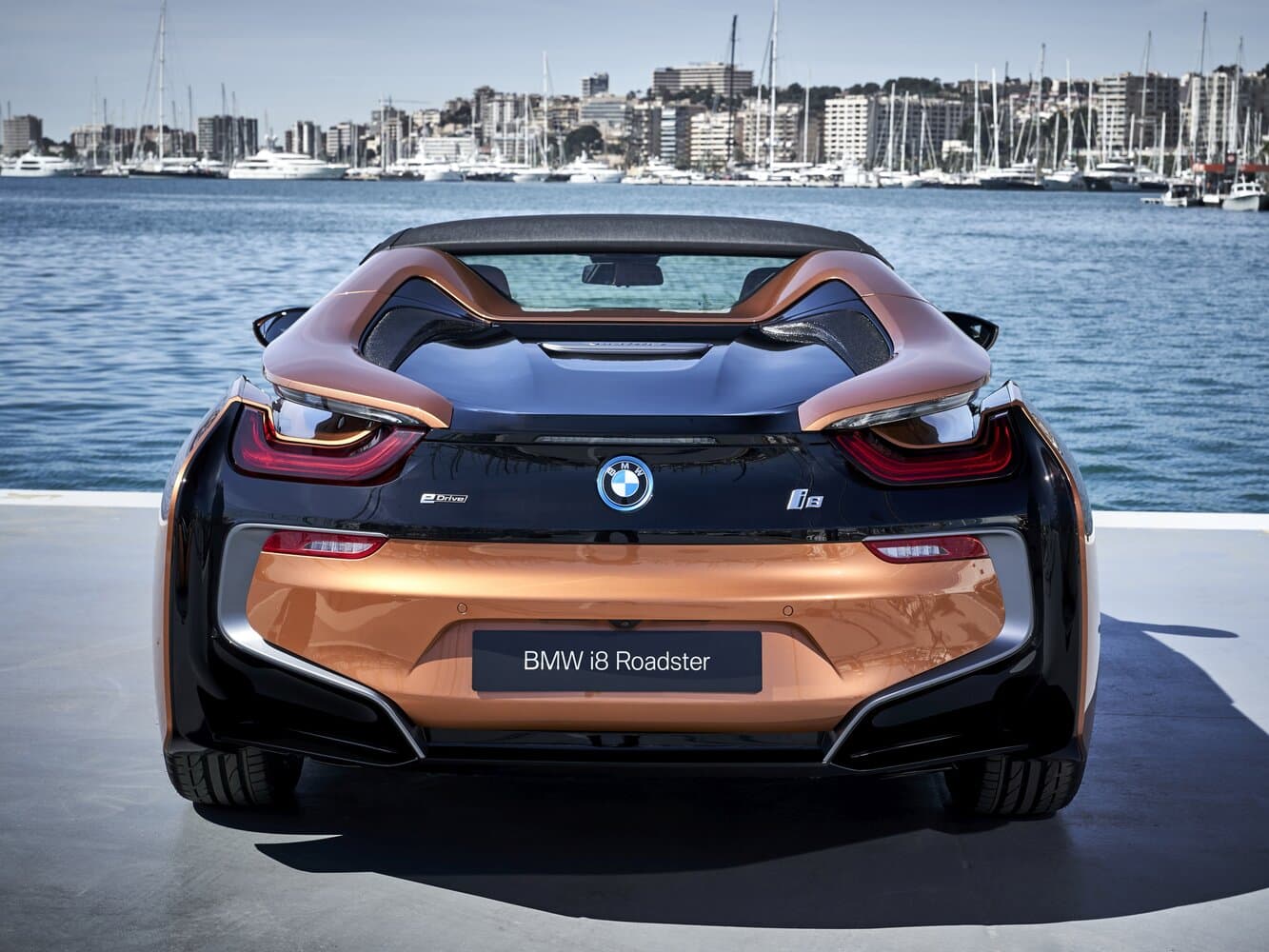 BMW i8 I Рестайлинг Родстер Roadster, фото 4