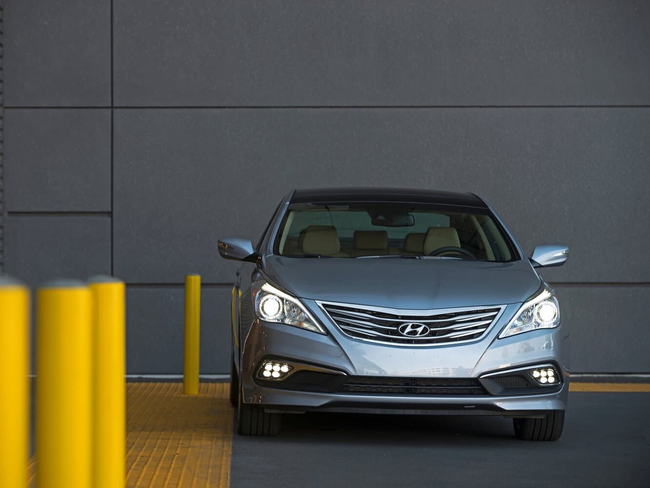 Hyundai Azera II Рестайлинг Седан, фото 3