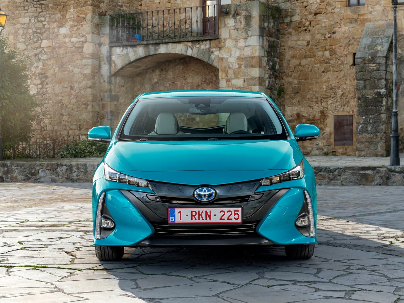 Toyota Prius IV (XW50) Лифтбек PHV ZVW52, фото 3