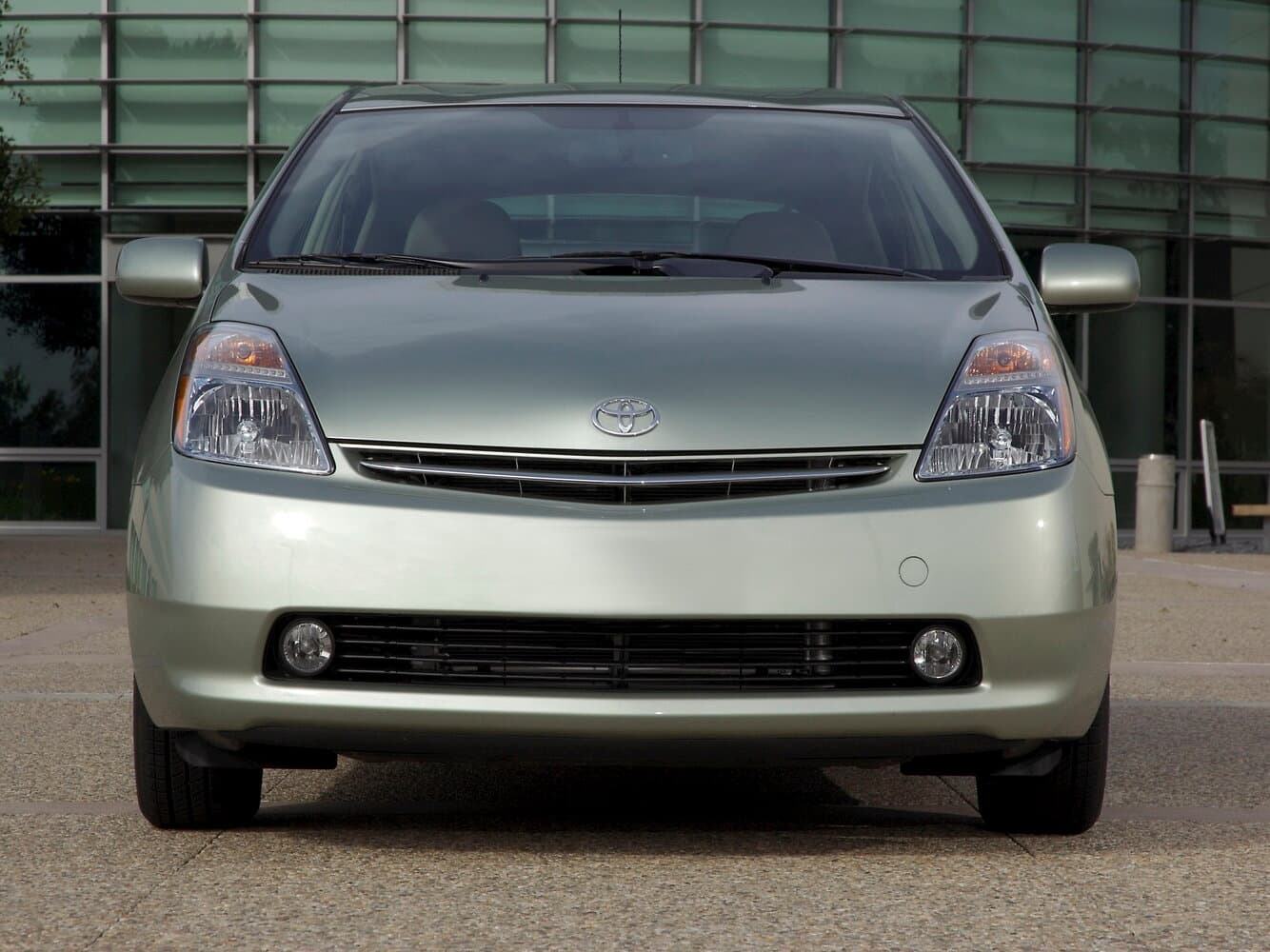 Toyota Prius II Рестайлинг (XW20) Лифтбек, фото 3