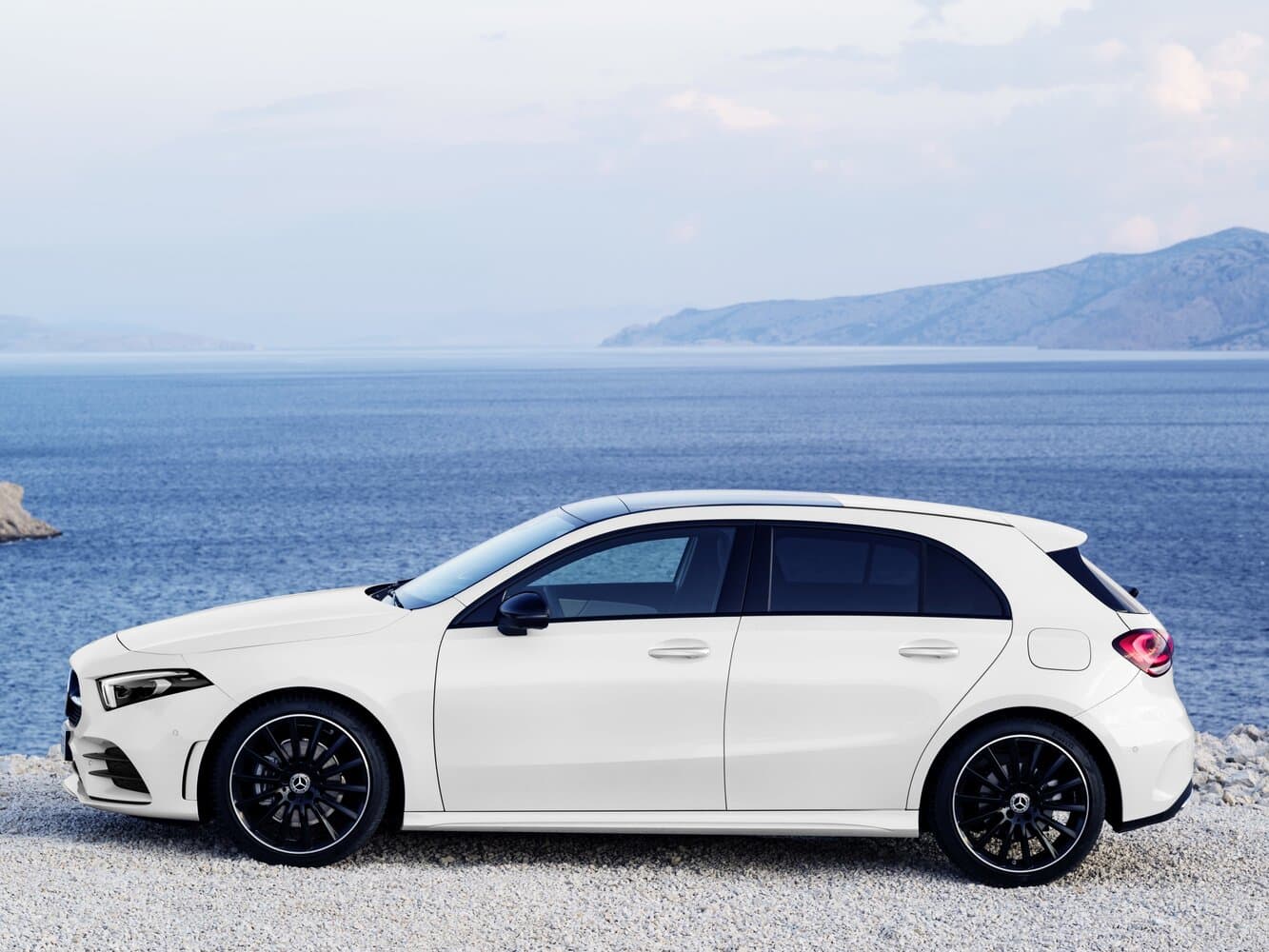 Mercedes-Benz A-Class IV (W177) Хэтчбек 5 дв., фото 2