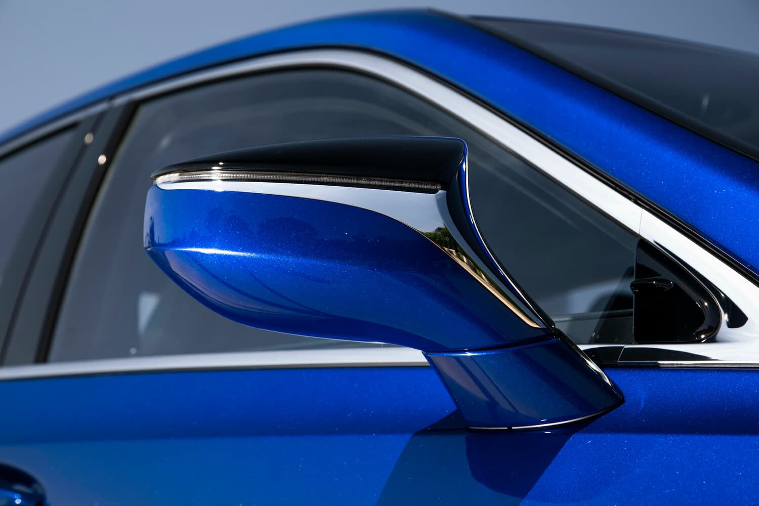 Lexus ES VII Седан, фото 14