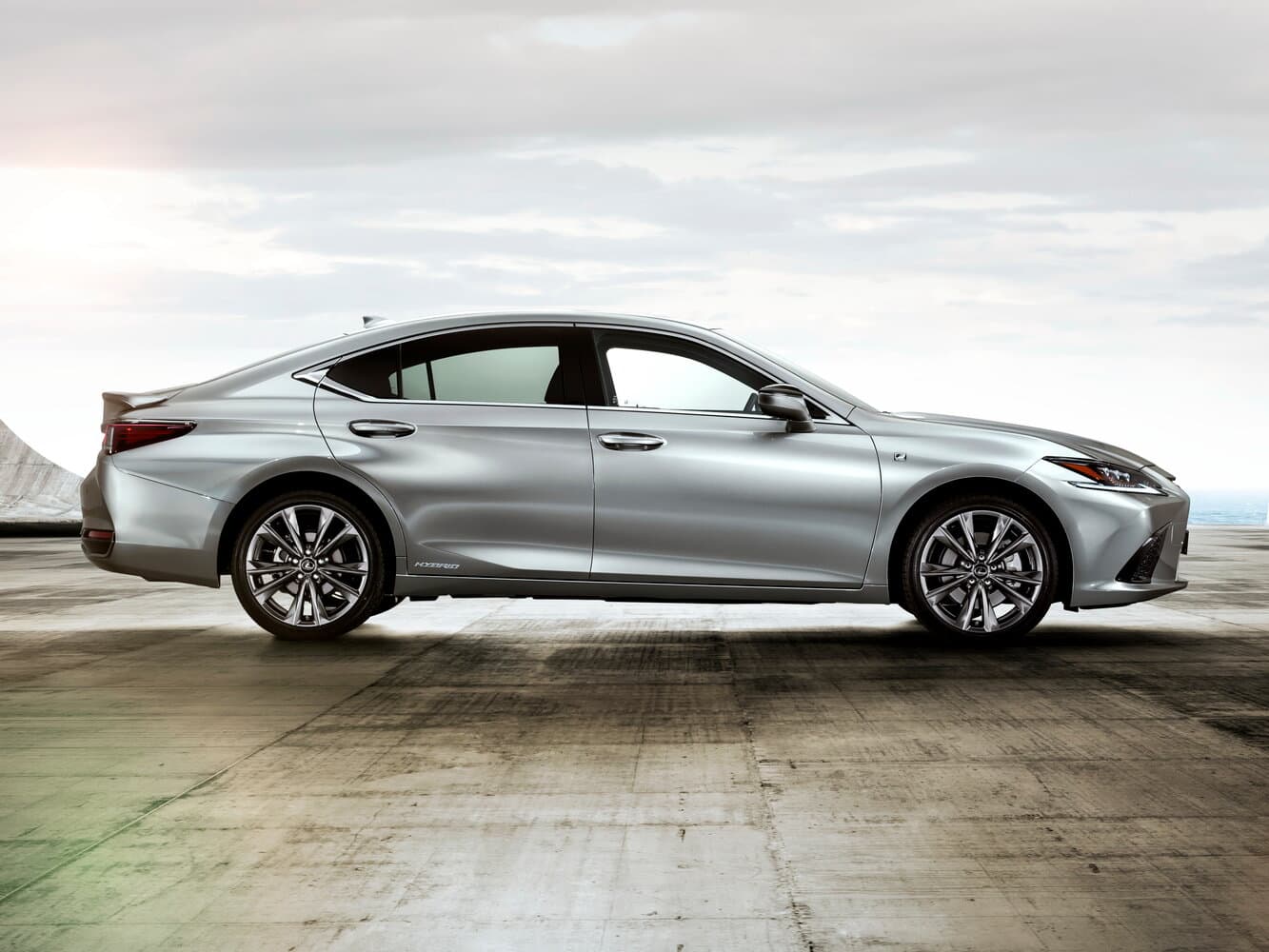 Lexus ES VII Седан, фото 2