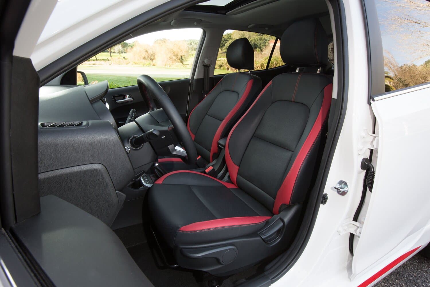 Kia Picanto III Хэтчбек 5 дв. GT Line, фото 9