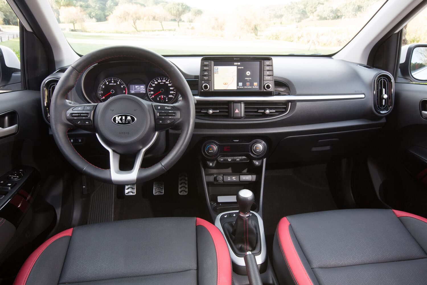 Kia Picanto III Хэтчбек 5 дв. GT Line, фото 6