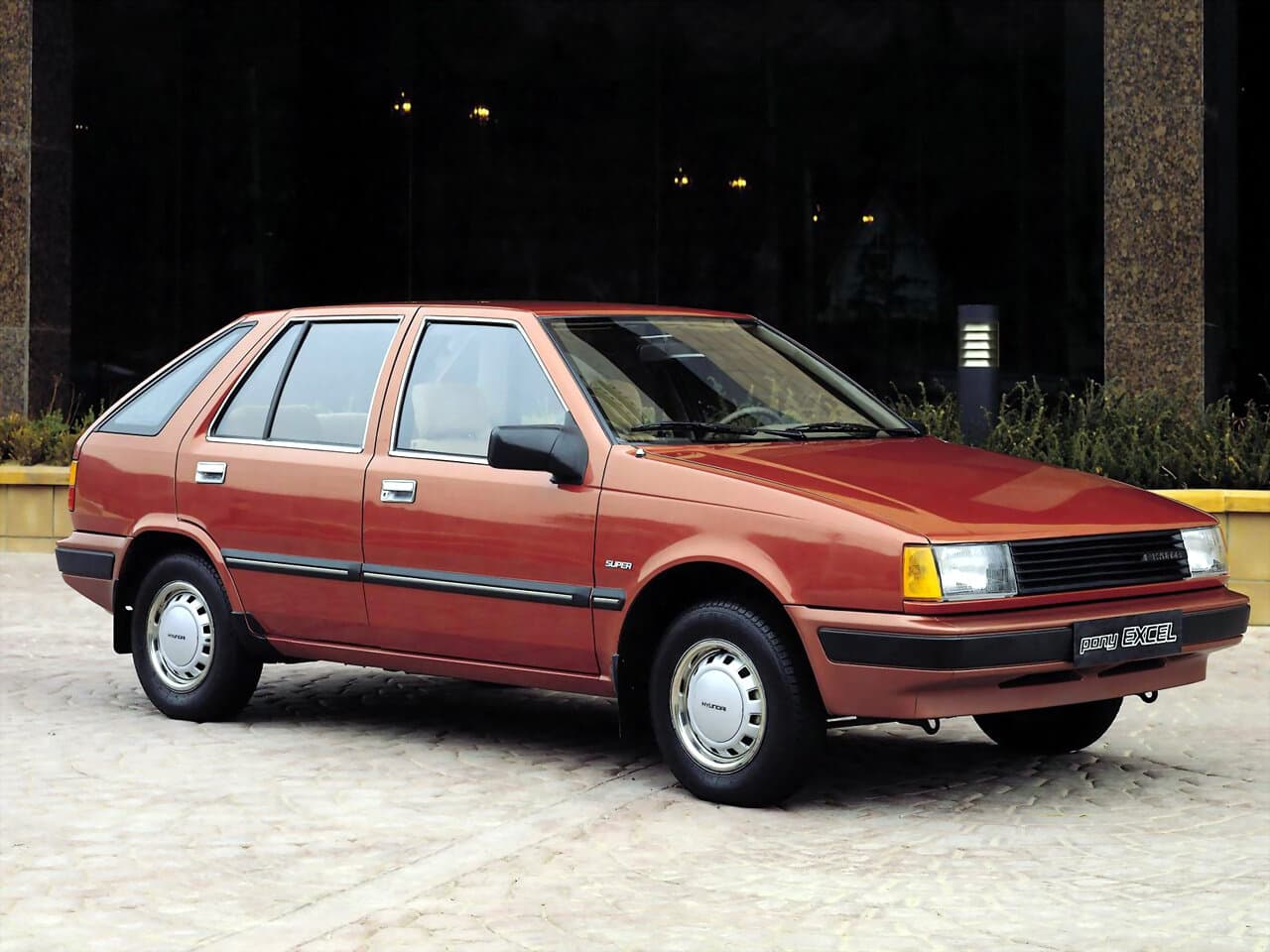 Hyundai Pony X1 Хэтчбек 5 дв.