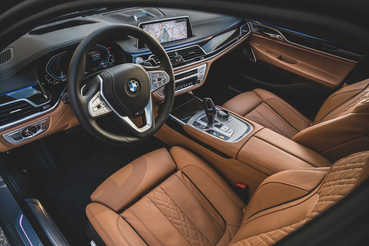 BMW 7 series VI (G11/G12) Рестайлинг Седан, фото 9