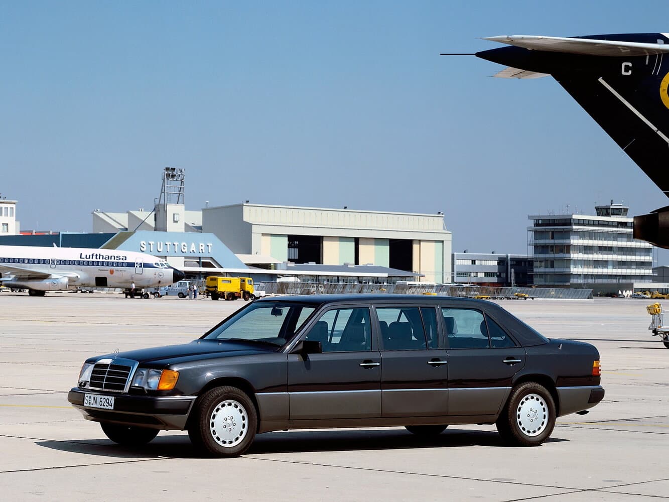 Mercedes-Benz W124  Лимузин