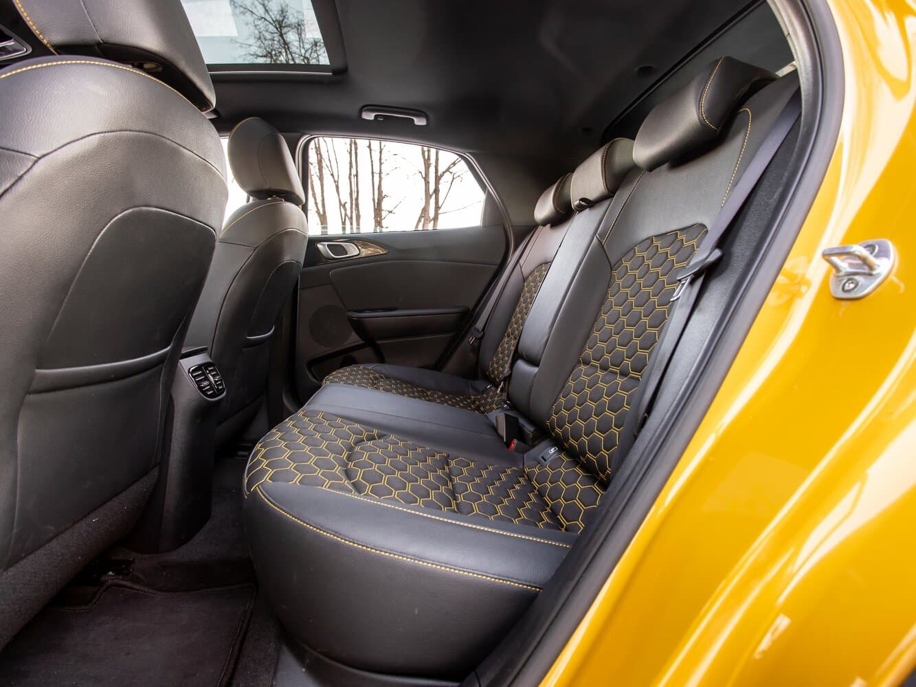 Kia XCeed I Хэтчбек 5 дв., фото 24