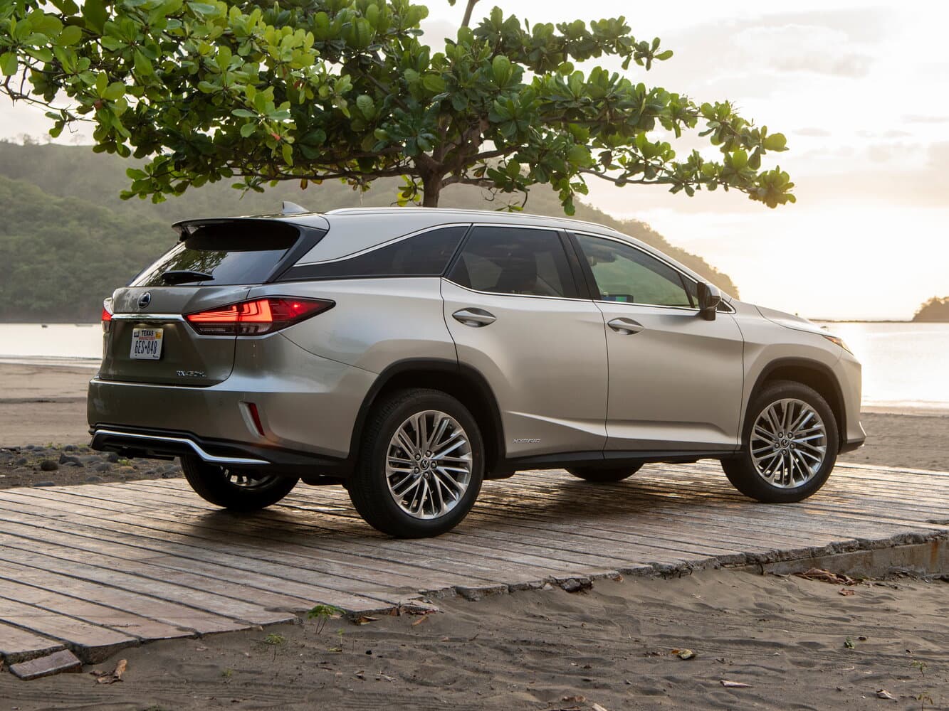 Lexus RX IV Рестайлинг Внедорожник 5 дв. L, фото 5