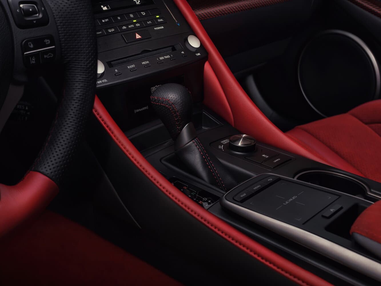 Lexus RC F I Рестайлинг Купе, фото 7