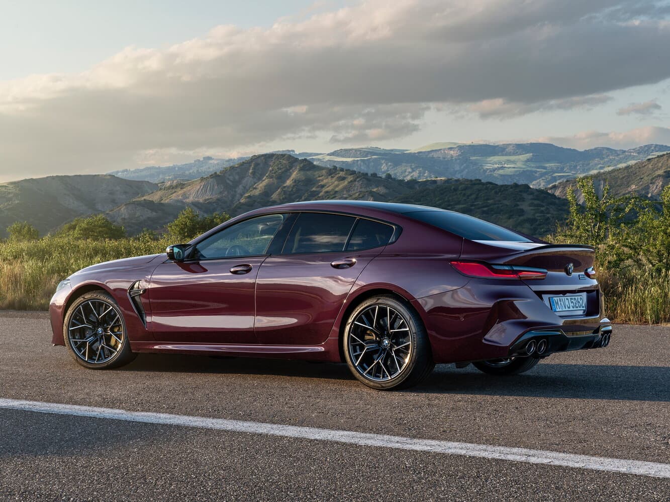 BMW M8 I (F91/F92/F93) Седан Gran Coupe, фото 5