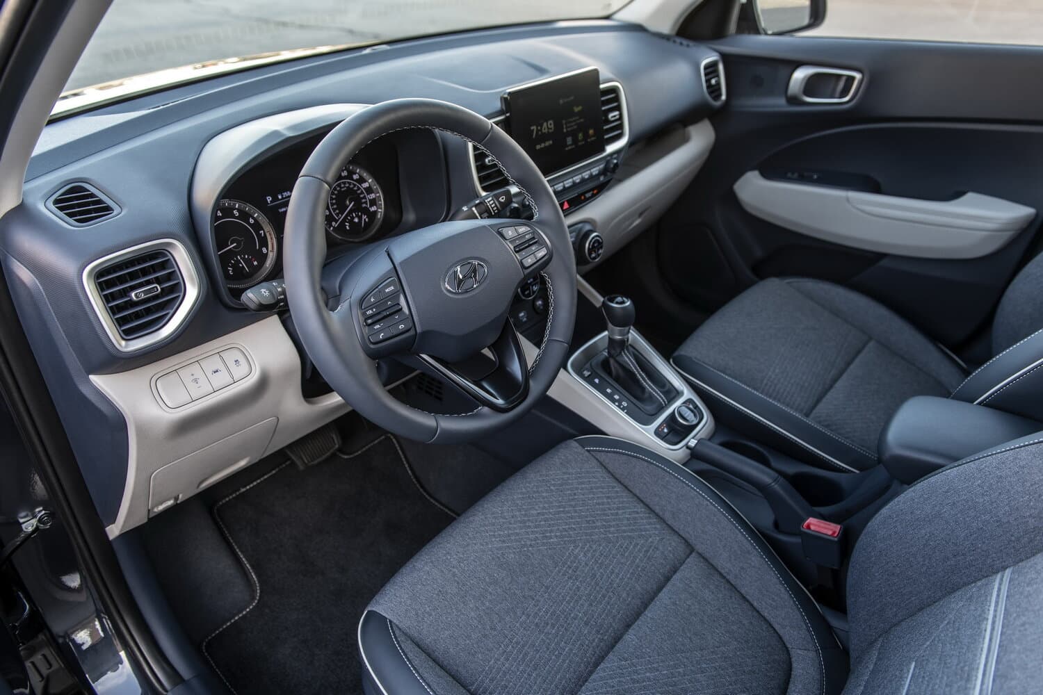Hyundai Venue I Внедорожник 5 дв., фото 7