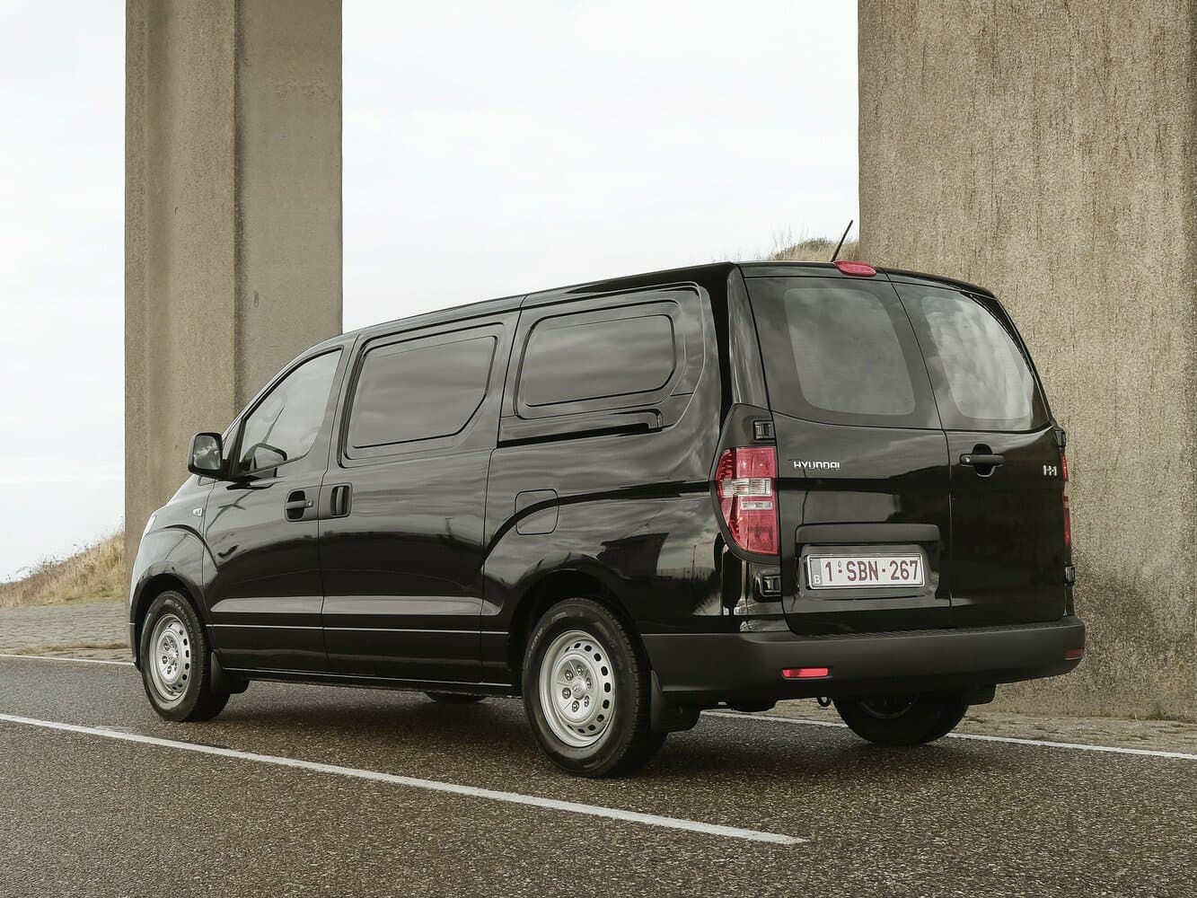 Hyundai H-1 II Рестайлинг 2 Фургон, фото 2