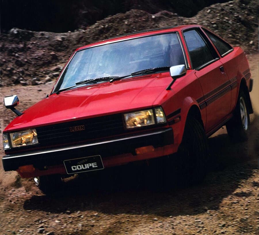 Toyota Corolla Levin III (TE71) Хэтчбек 3 дв., фото 2