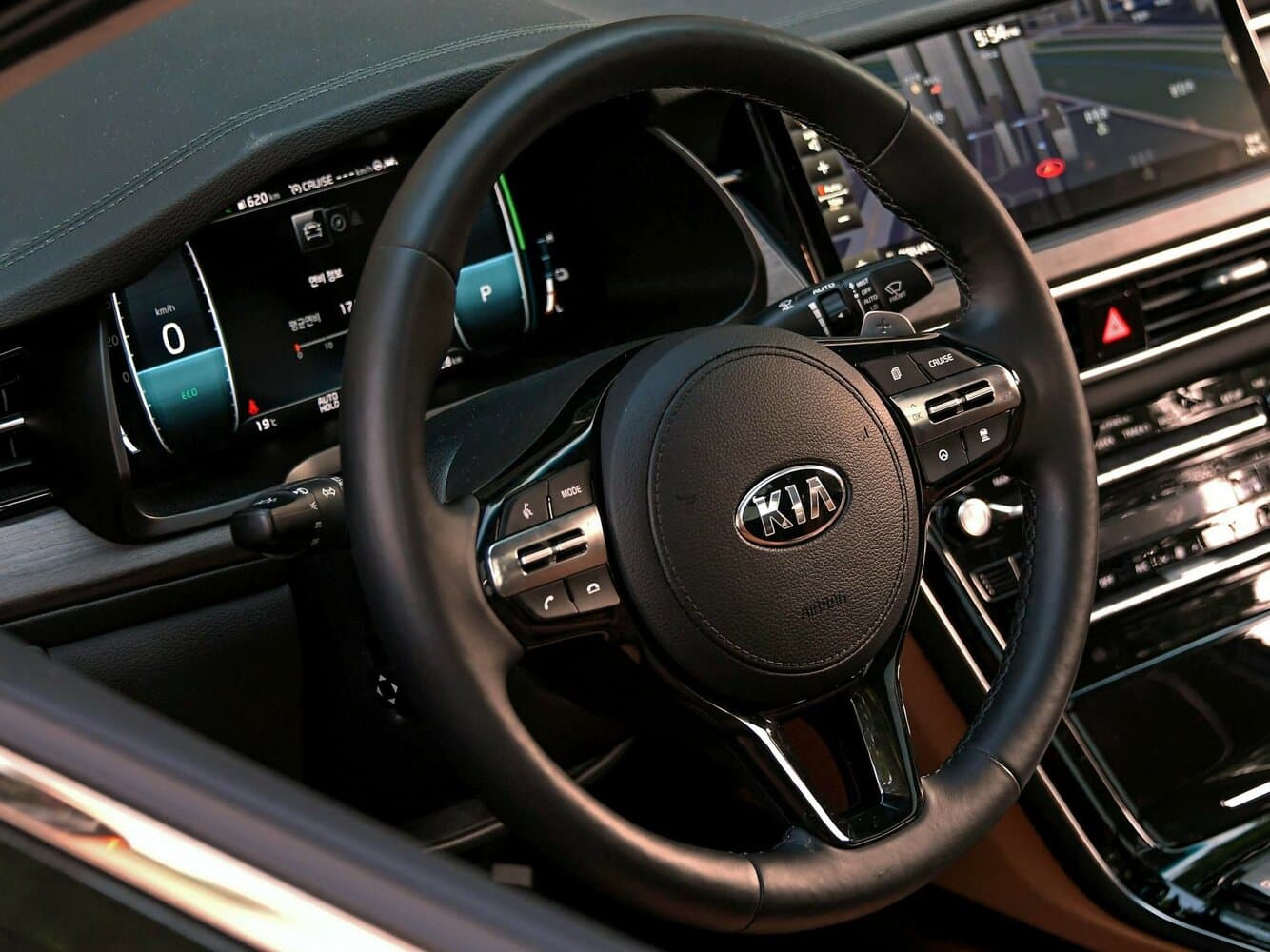 Kia Cadenza II Рестайлинг Седан, фото 8