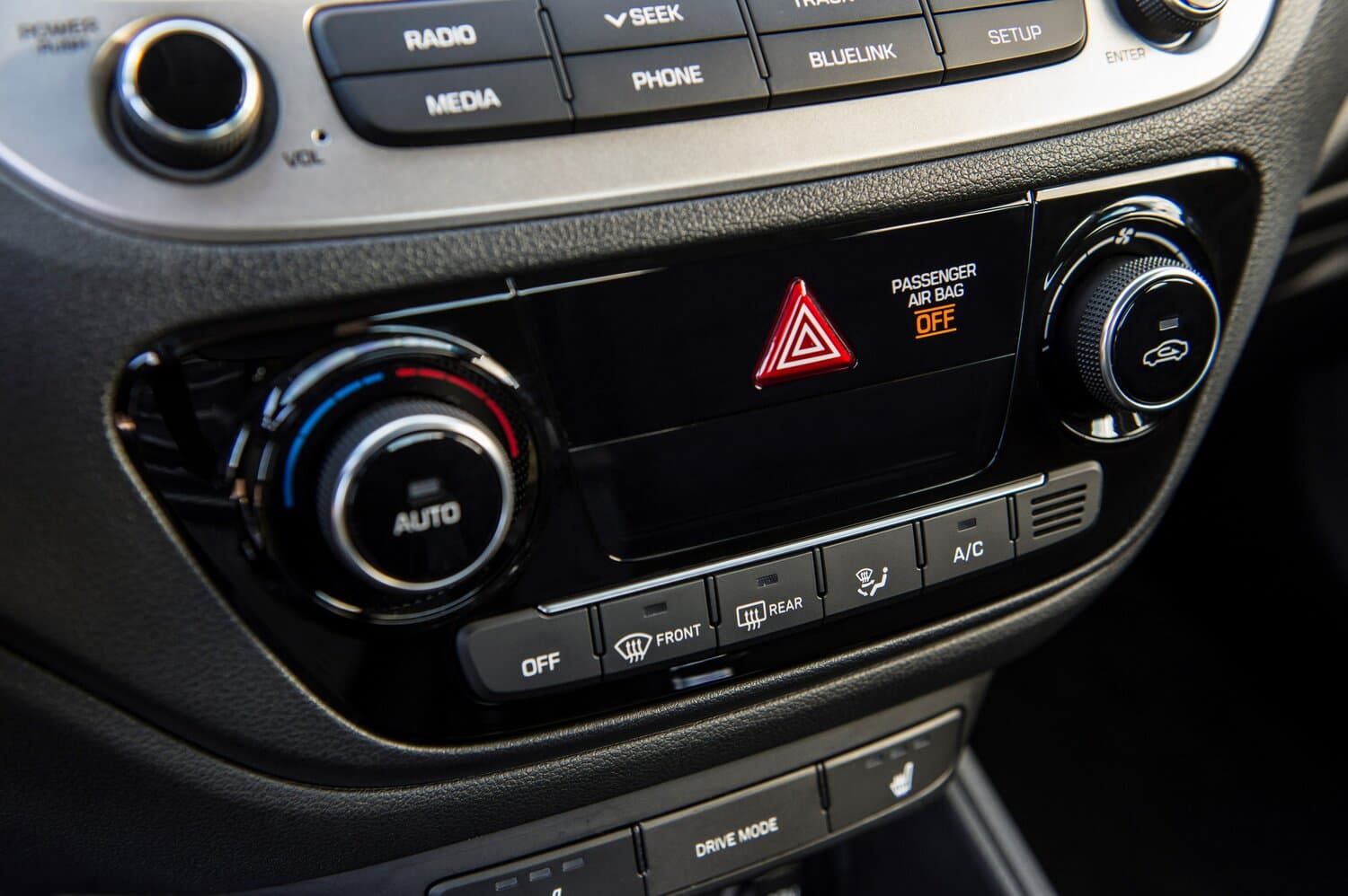 Hyundai Accent V Седан, фото 17