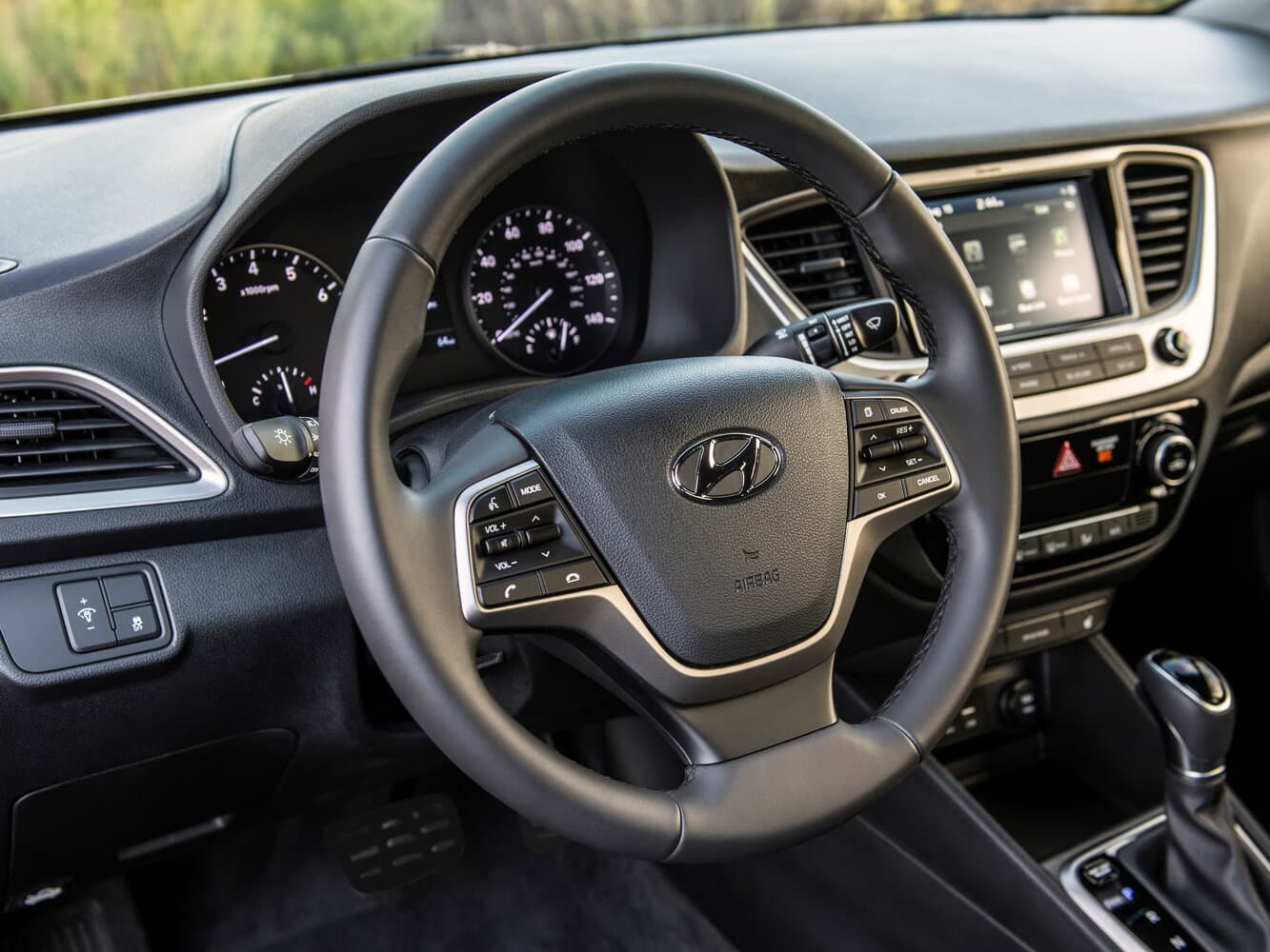 Hyundai Accent V Седан, фото 9