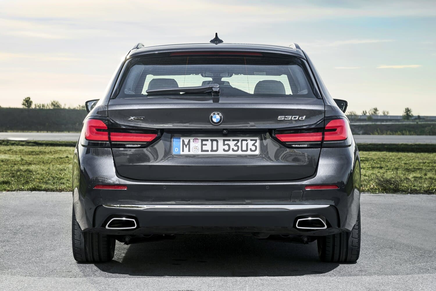 BMW 5 series VII (G30/G31) Рестайлинг Универсал 5 дв., фото 4