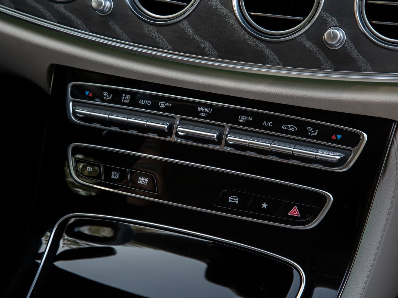 Mercedes-Benz E-Class V (W213, S213, C238) Рестайлинг Седан, фото 35