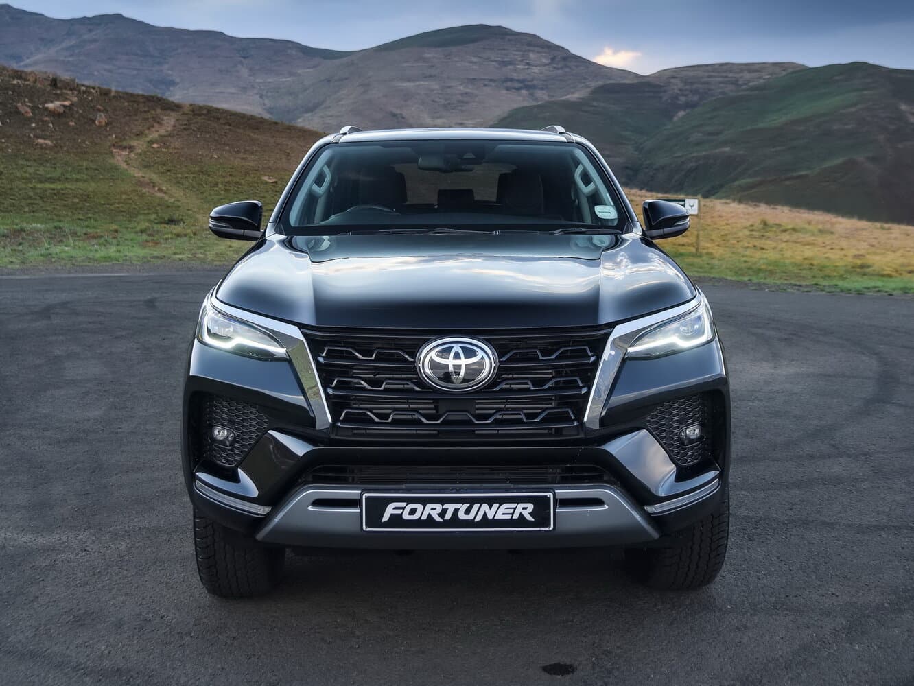 Toyota Fortuner II Рестайлинг Внедорожник 5 дв., фото 3
