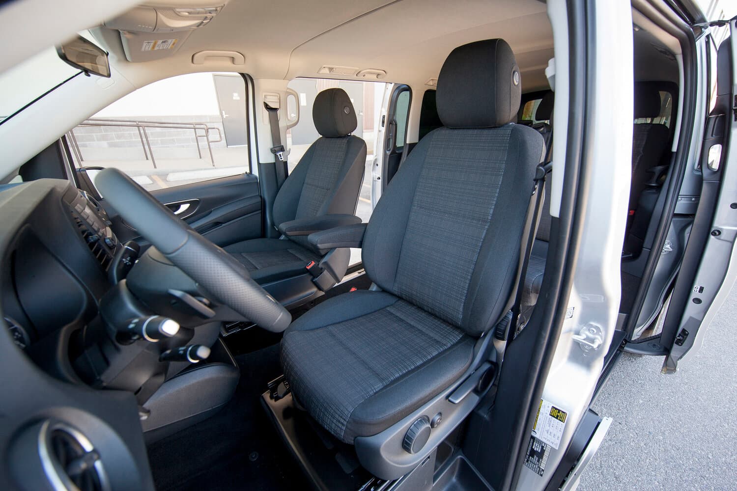 Mercedes-Benz Metris  Минивэн, фото 10