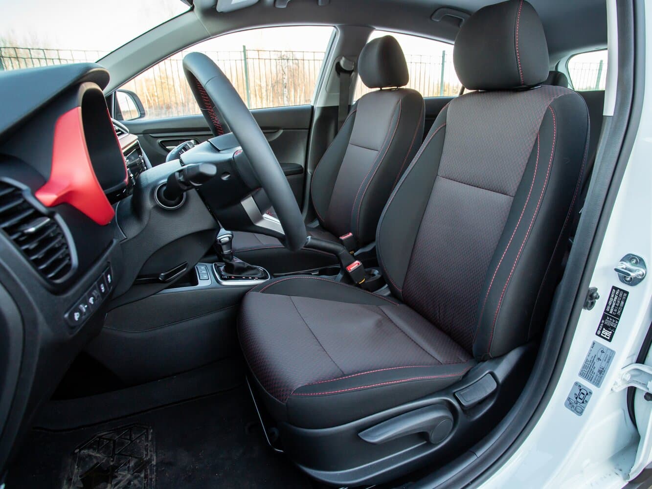 Kia Rio IV Рестайлинг Хэтчбек 5 дв. X, фото 26