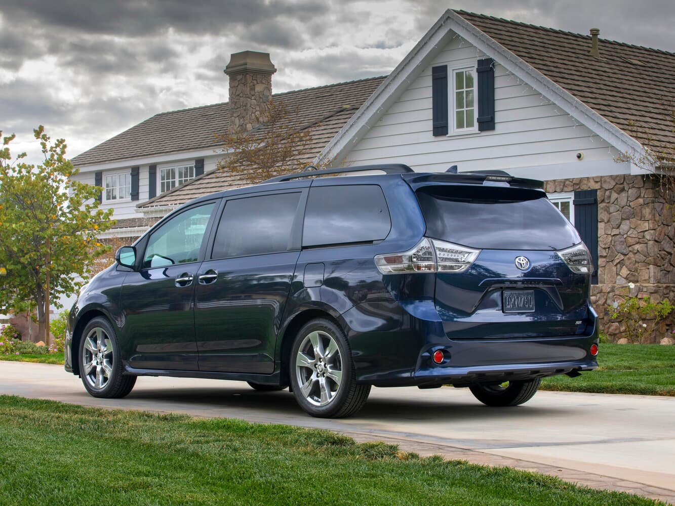 Toyota Sienna III Рестайлинг 2 Минивэн, фото 5