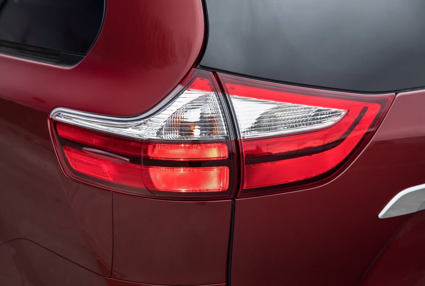 Toyota Sienna III Рестайлинг 2 Минивэн, фото 14