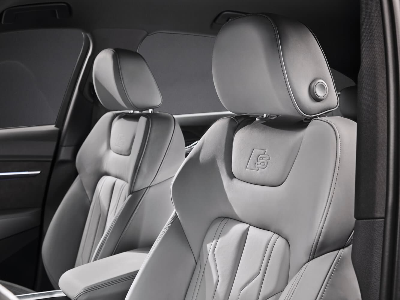 Audi, e-tron S Sportback, 2020, фото 16