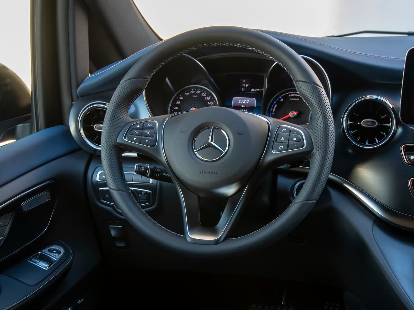 Mercedes-Benz EQV I Минивэн Long, фото 9