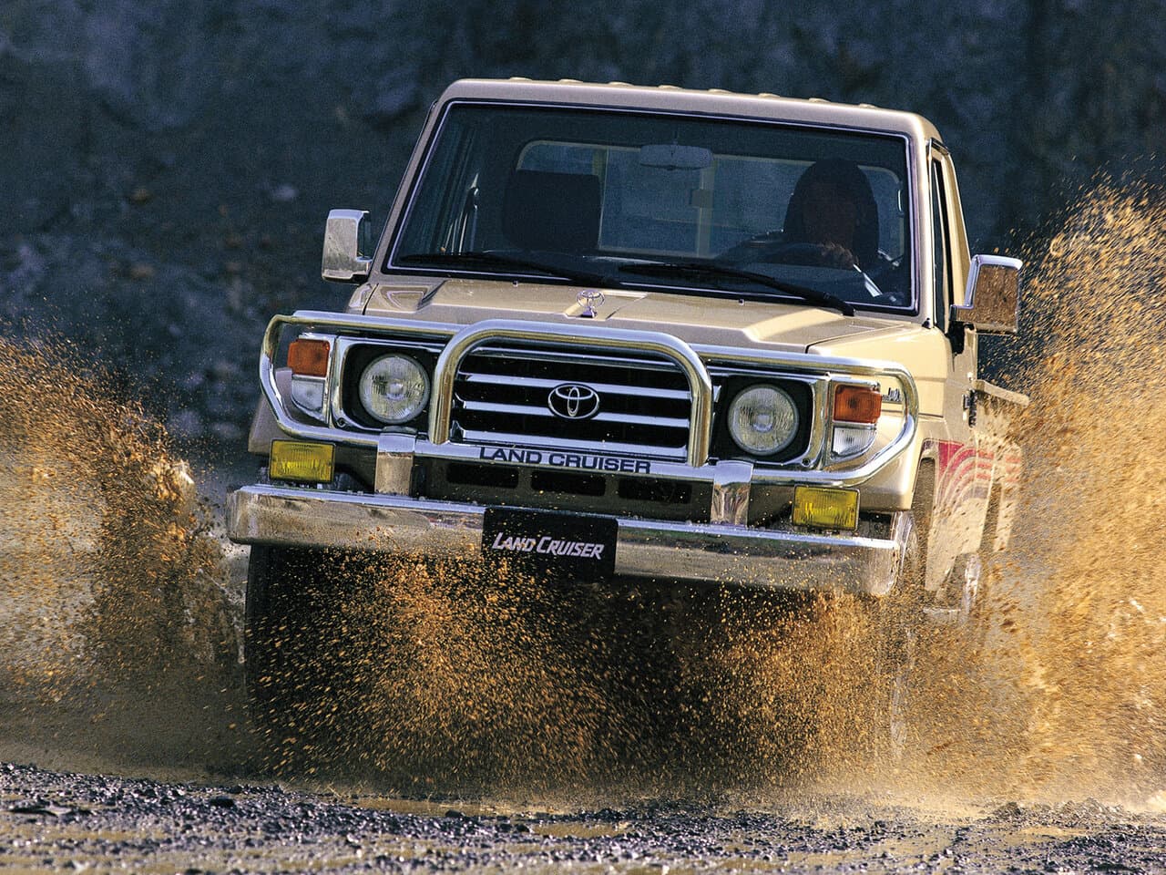 Toyota Land Cruiser 70 Series Пикап Одинарная кабина, фото 3