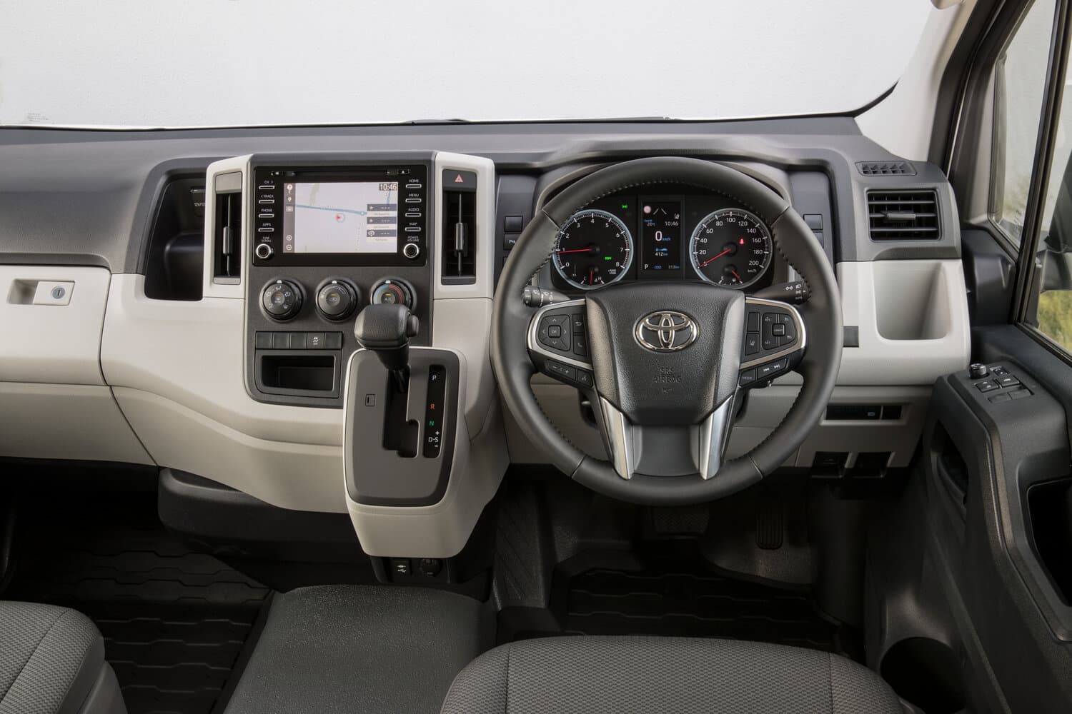 Toyota HiAce H300 Фургон, фото 5