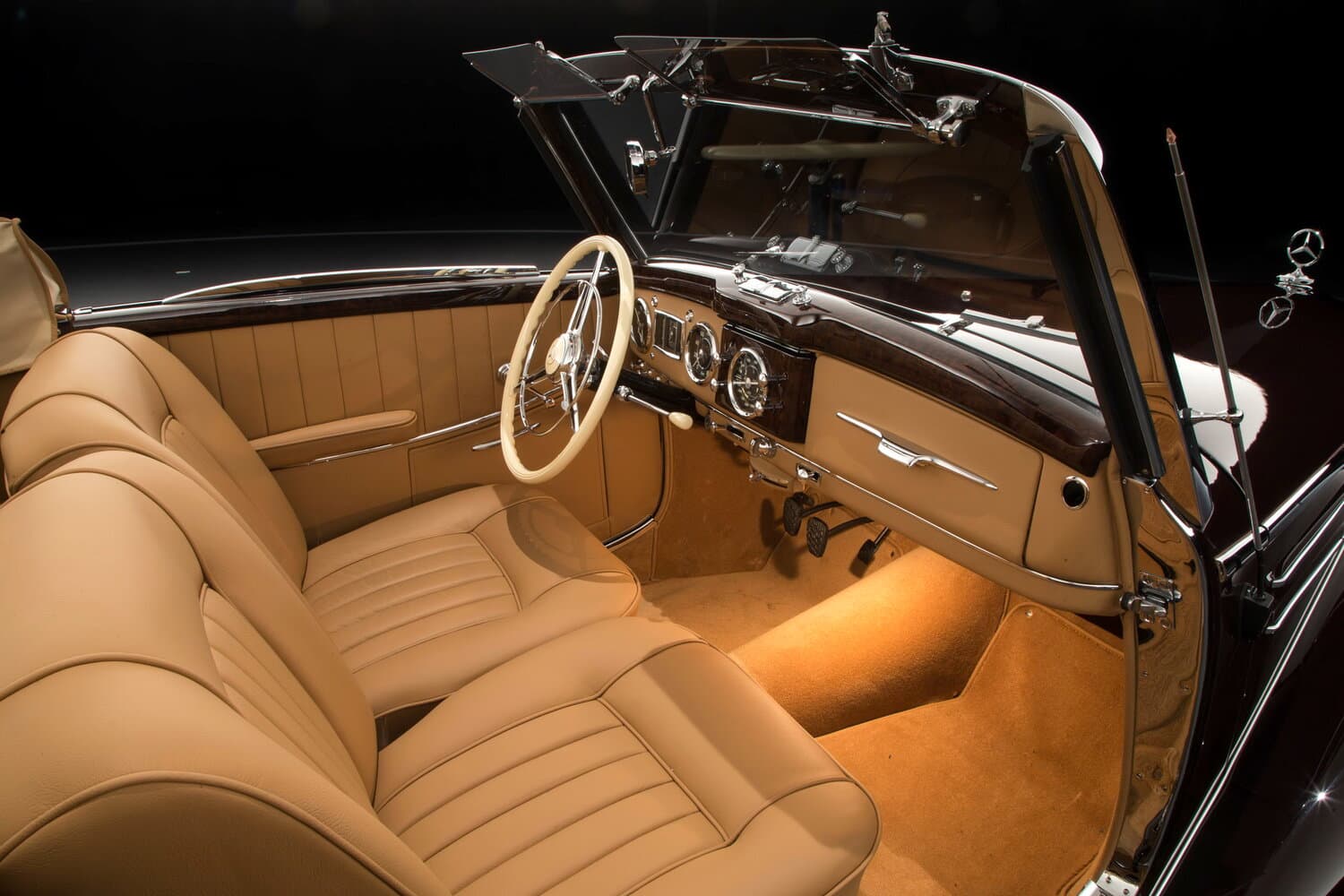 Mercedes-Benz 220 (W187)  Кабриолет, фото 7
