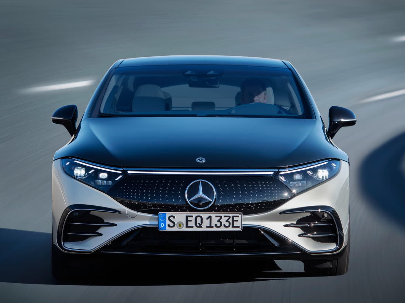 Mercedes-Benz EQS Лифтбек, фото 3