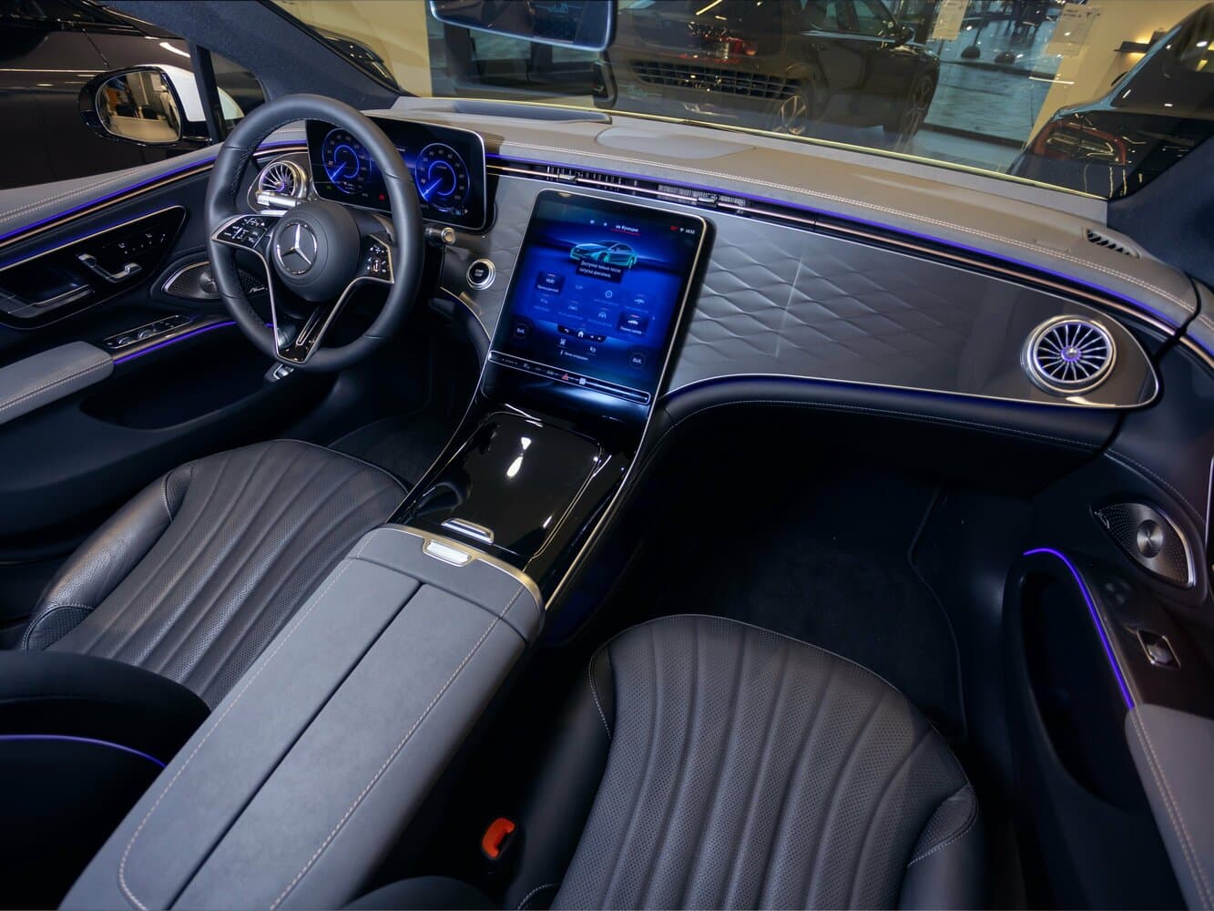 Mercedes-Benz EQS Лифтбек, фото 23