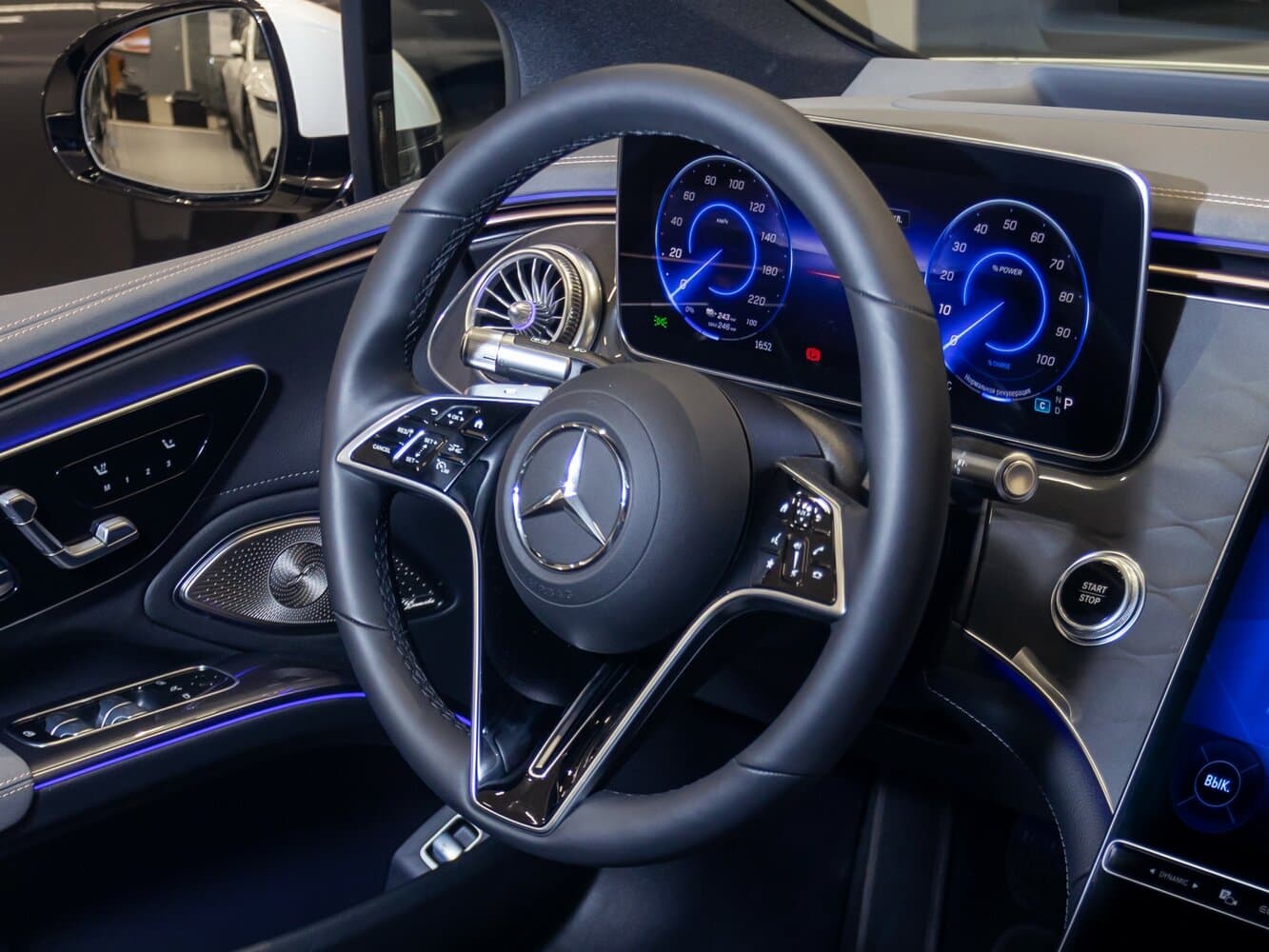 Mercedes-Benz EQS Лифтбек, фото 27