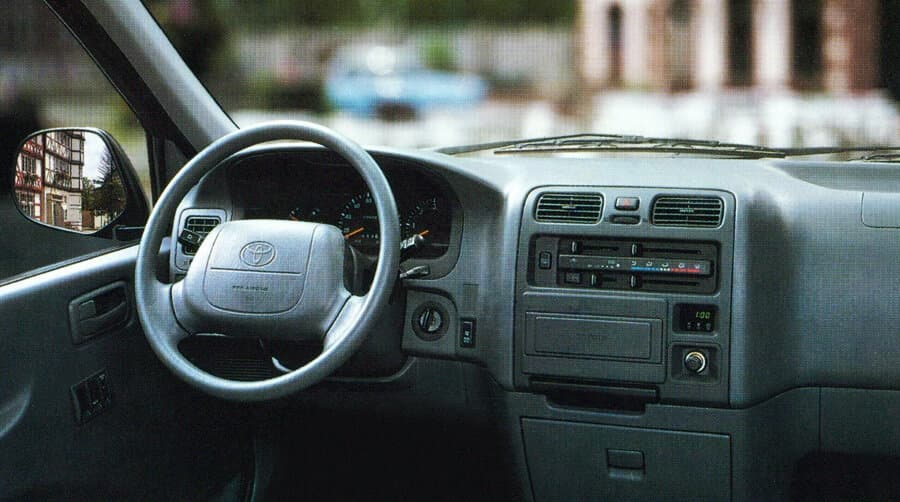 Toyota HiAce XH10 Фургон, фото 4