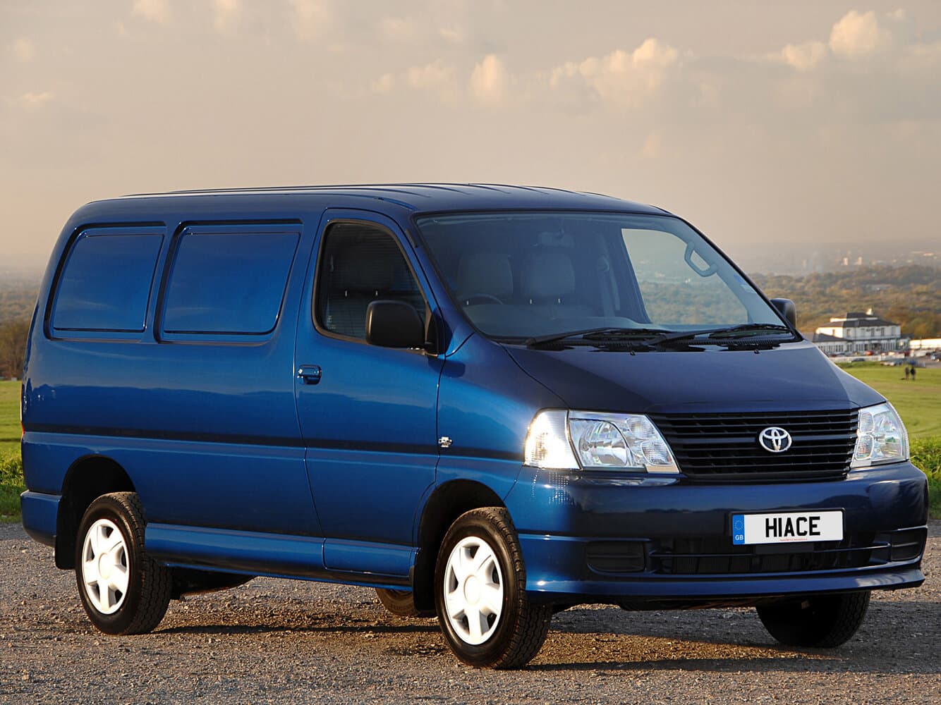 Toyota HiAce XH10 Рестайлинг Фургон