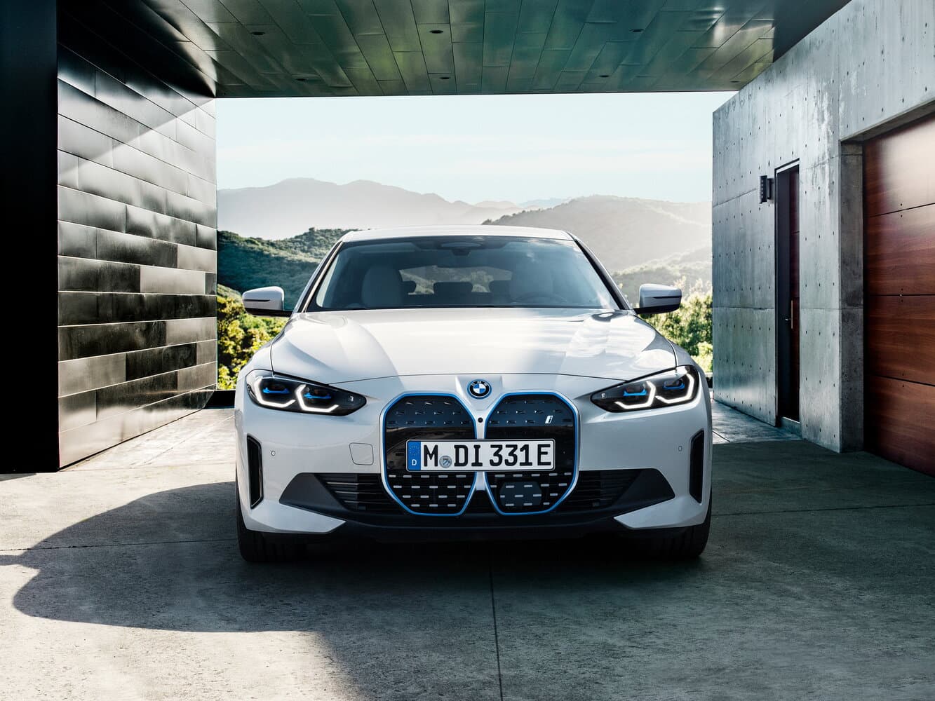 BMW i4 G26 Лифтбек, фото 3