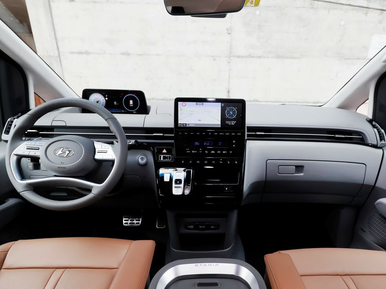Hyundai Staria  Минивэн, фото 6