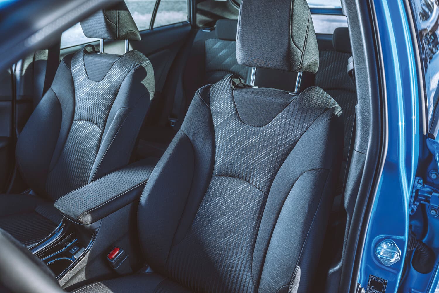 Toyota Prius IV Рестайлинг (XW50) Лифтбек, фото 11