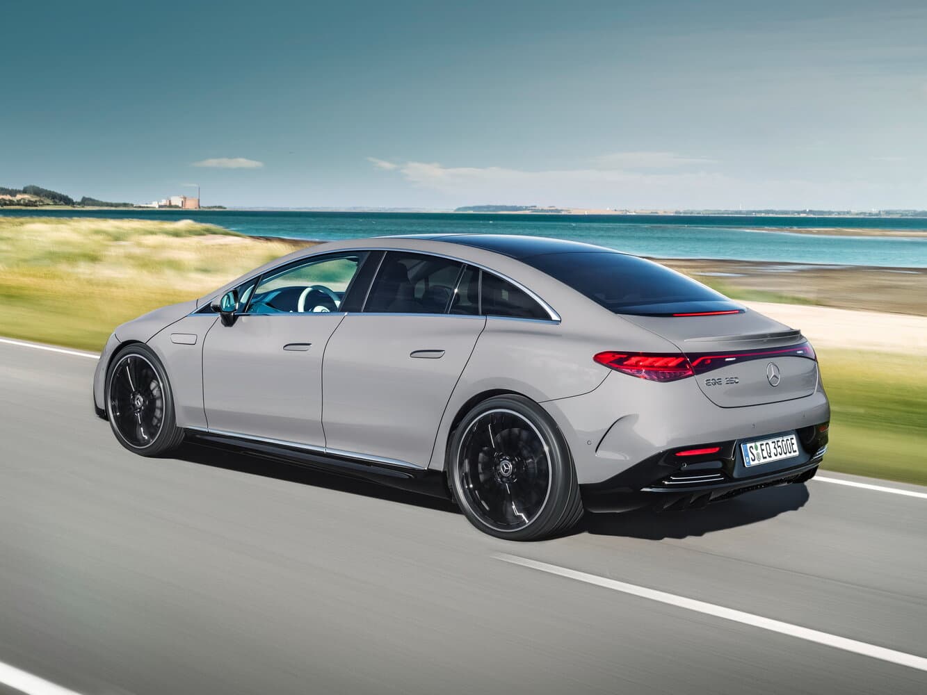 Mercedes-Benz EQE Седан, фото 5
