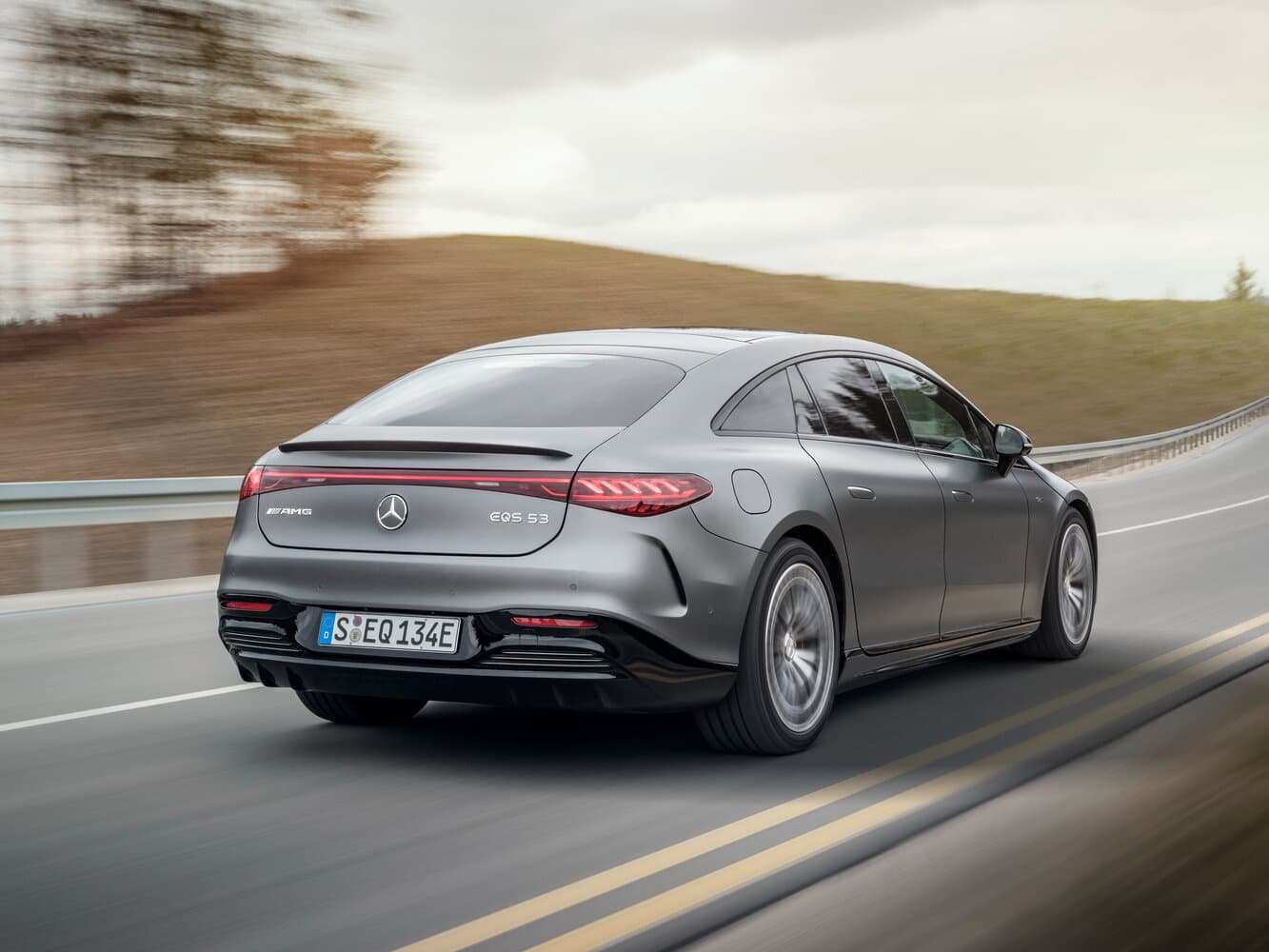 Mercedes-Benz EQS AMG  Лифтбек, фото 5