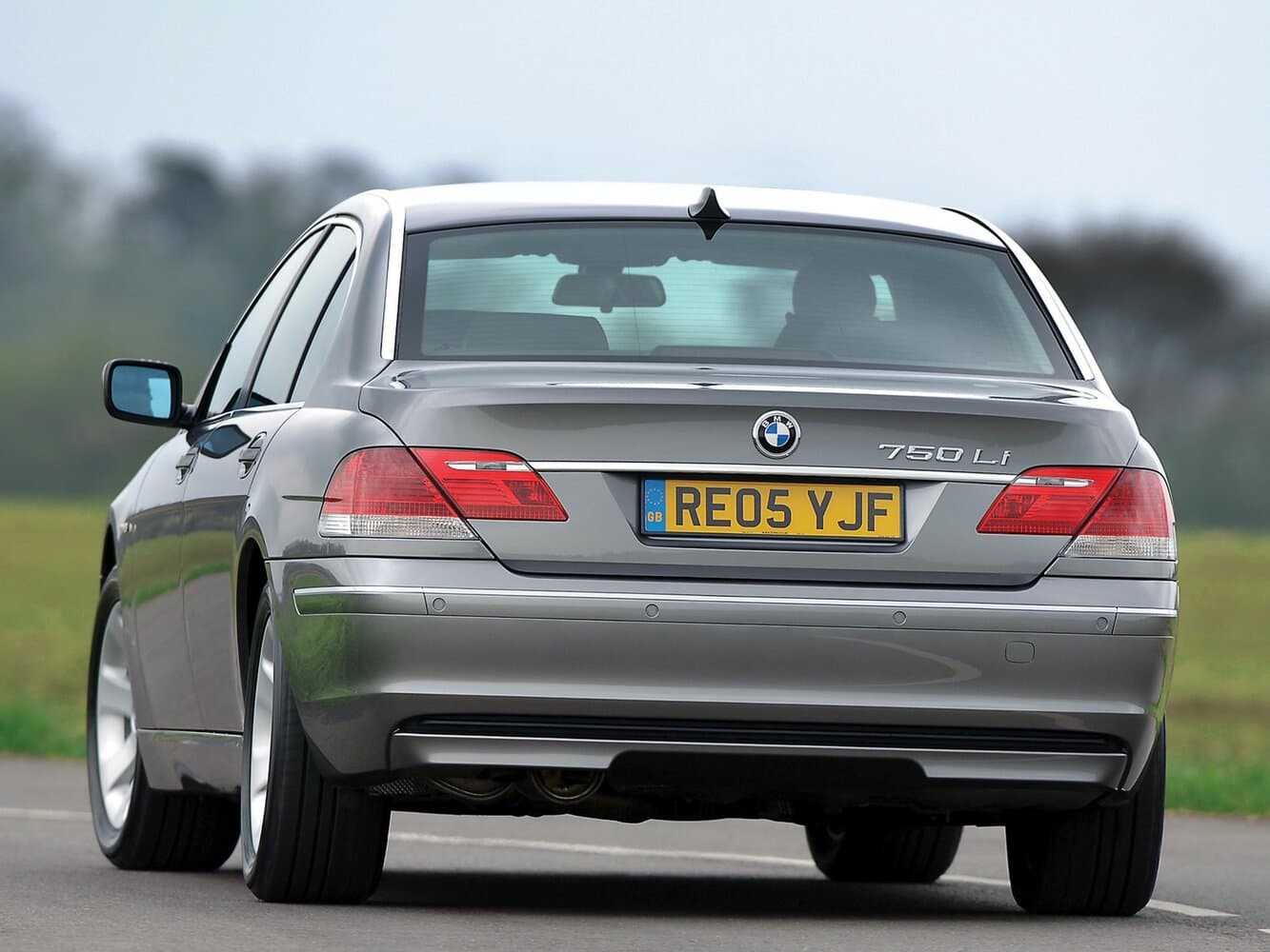 BMW 7 series IV (E65/E66) Рестайлинг Седан Long, фото 4