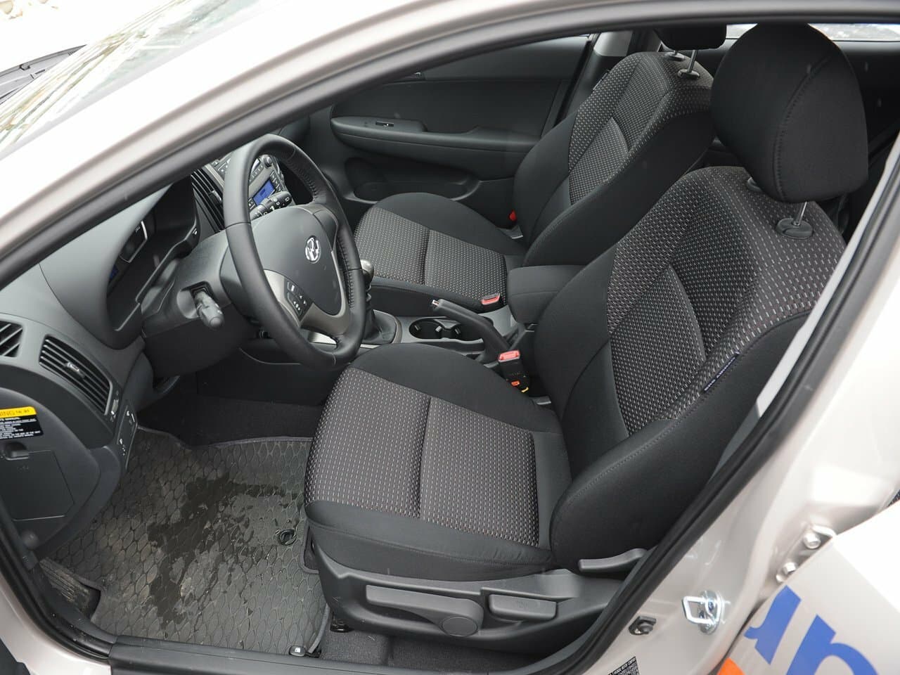 Hyundai i30 I Хэтчбек 5 дв., фото 9