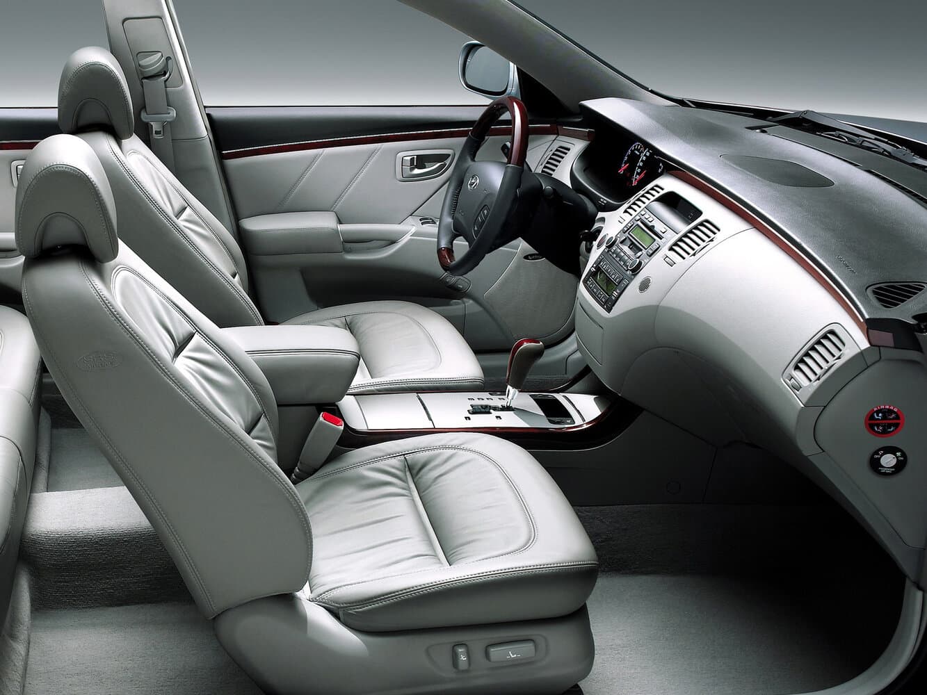 Hyundai Grandeur IV Седан, фото 7