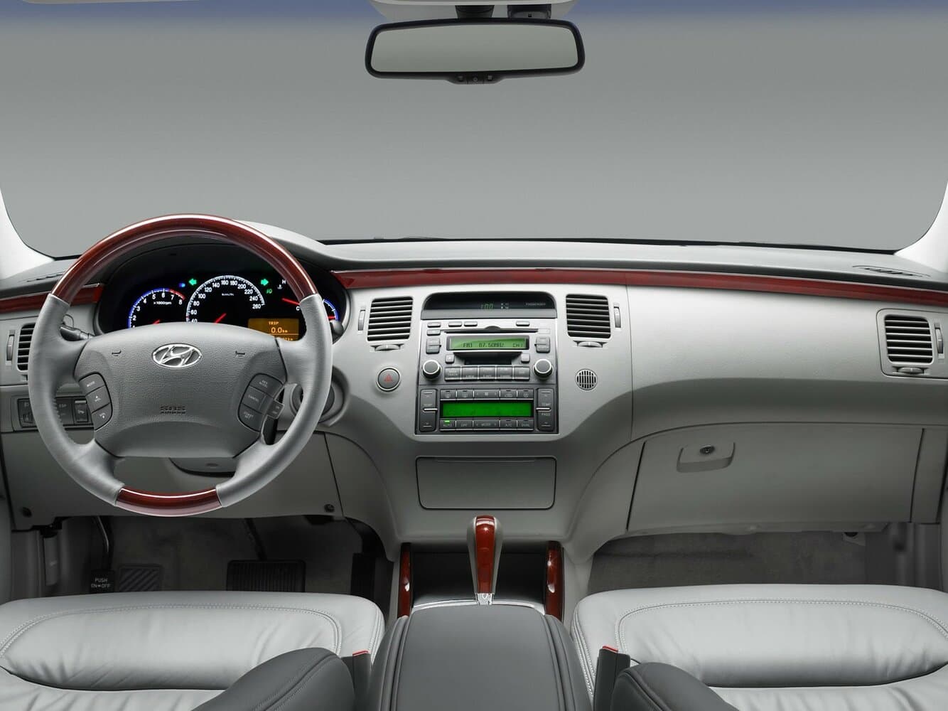 Hyundai Grandeur IV Седан, фото 6