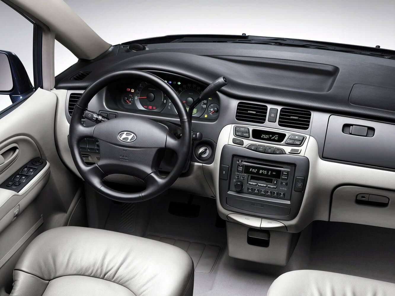 Hyundai Trajet I Рестайлинг Компактвэн, фото 6